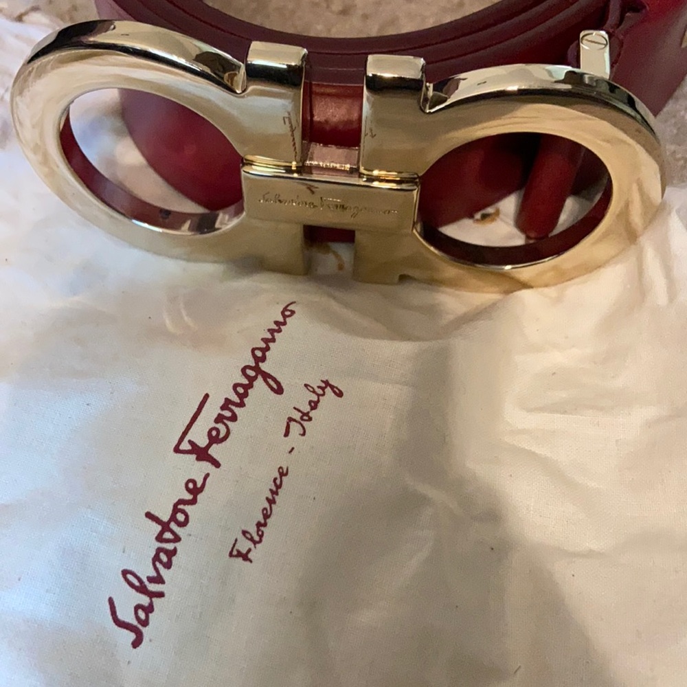 Cranberry red leather Salvatore Ferragamo belt